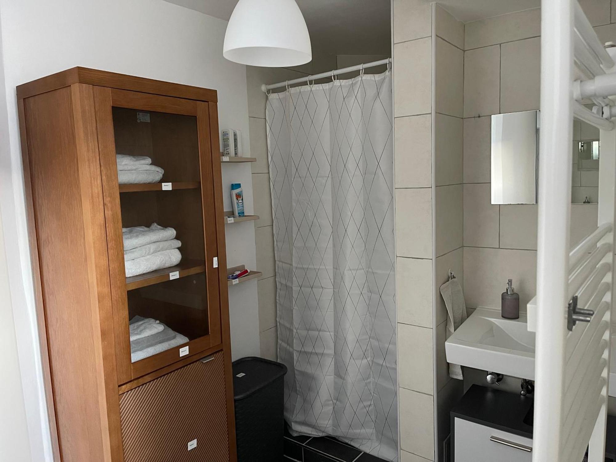 Luxurioeses Zimmer 10Min Zum Universitaet Κάσελ Εξωτερικό φωτογραφία